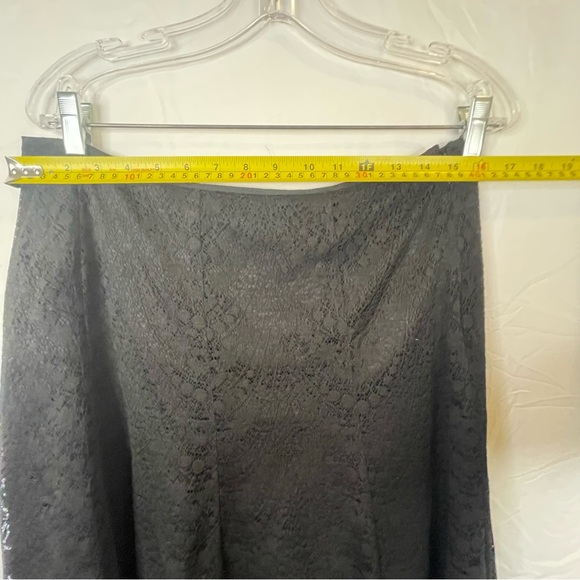 Liz Claiborne black lace skirt flowing midi size 8 - Picture 2 of 7